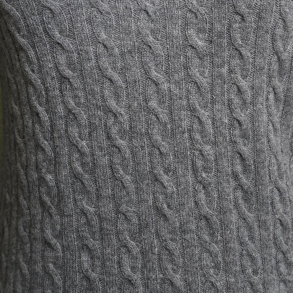 100% Cashmere Sweater - Picture 7 of 10